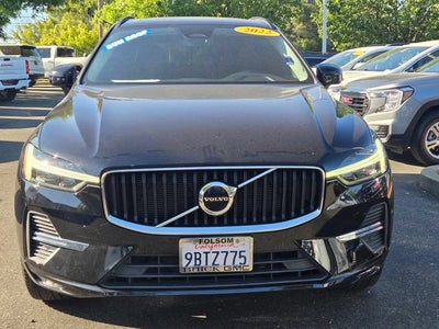 2022 Volvo XC60 Momentum