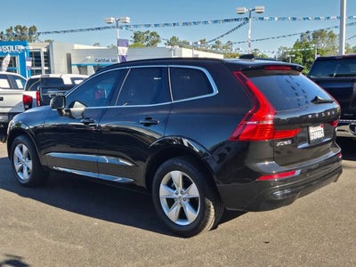 2022 Volvo XC60 Momentum