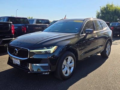 2022 Volvo XC60 Momentum
