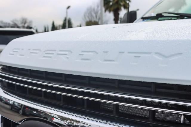 2022 Ford Super Duty F-450 DRW XL