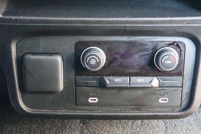 2022 Chevrolet Suburban LS