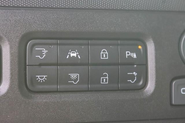 2023 BrightDrop Zevo 600 Base