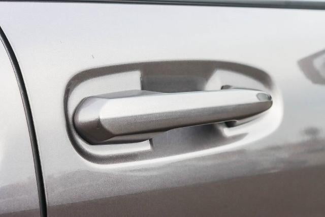 2023 Toyota Sienna LE