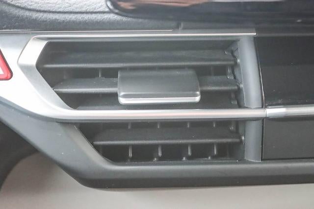 2023 Toyota Sienna LE