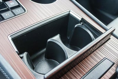 2023 Toyota Sienna LE