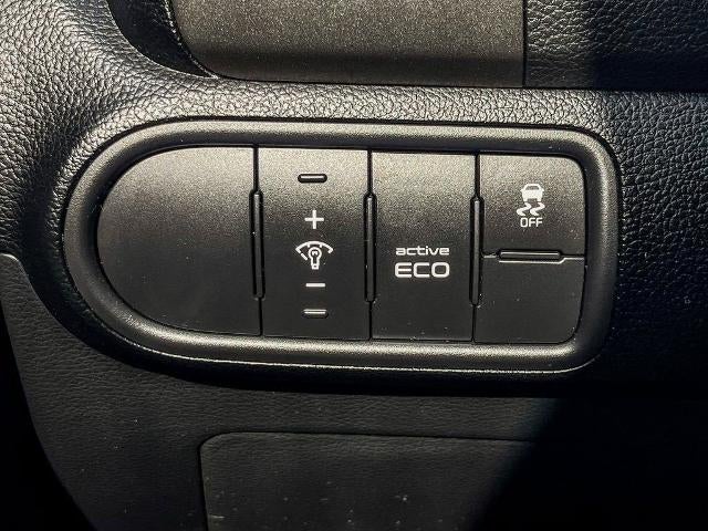 2016 Kia Forte 5-Door LX