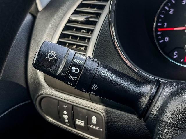 2016 Kia Forte 5-Door LX