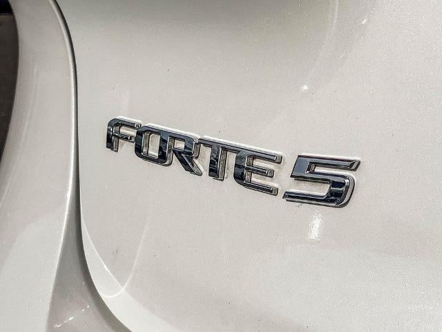 2016 Kia Forte 5-Door LX