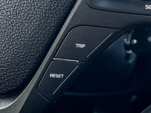 2016 Kia Forte 5-Door LX