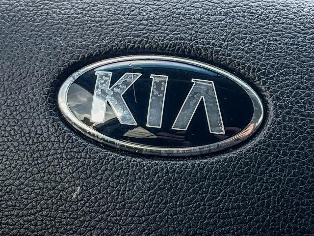 2016 Kia Forte 5-Door LX