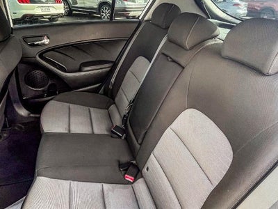 2016 Kia Forte 5-Door LX