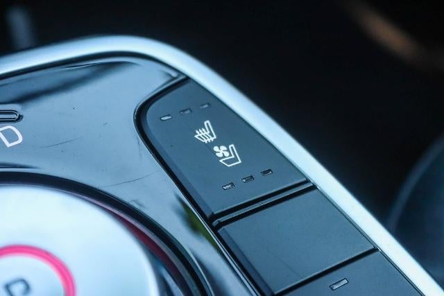 2022 Kia Niro EV EX Premium