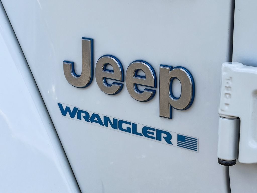 2023 Jeep Wrangler 4xe Sahara 4x4