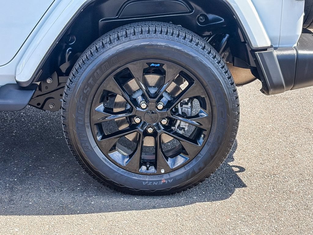 2023 Jeep Wrangler 4xe Sahara 4x4