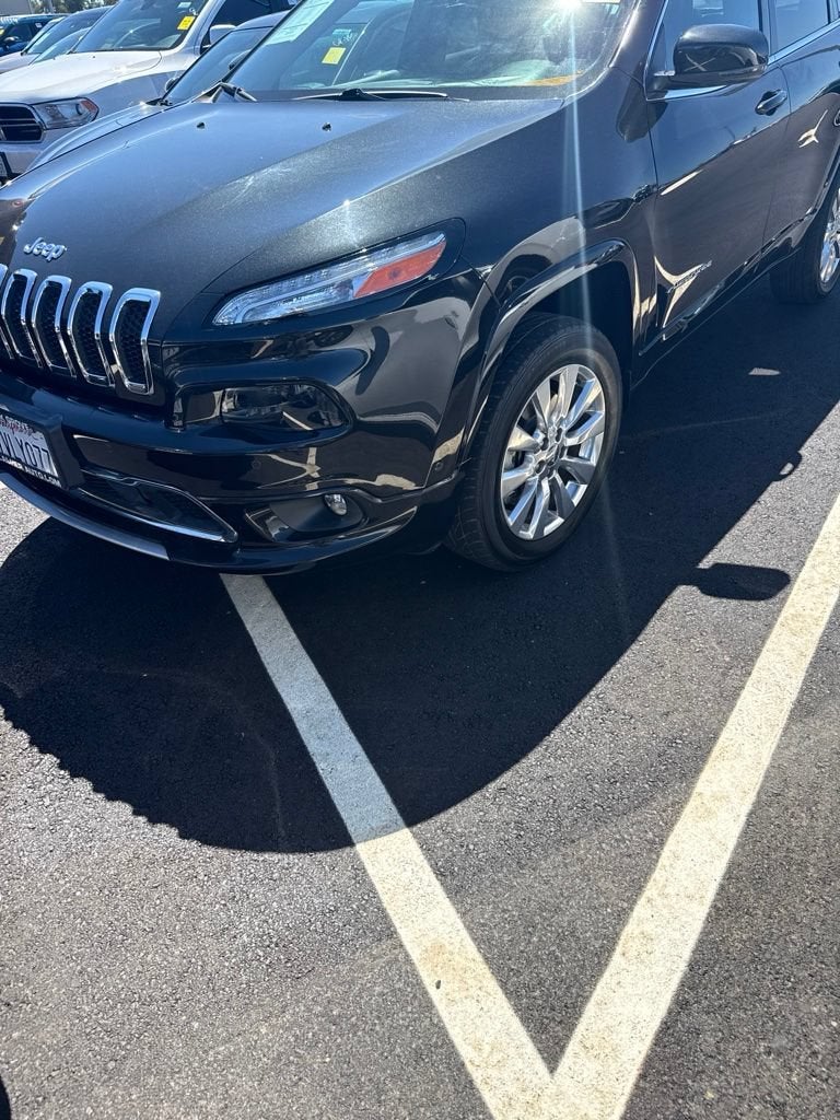 2016 Jeep Cherokee Overland