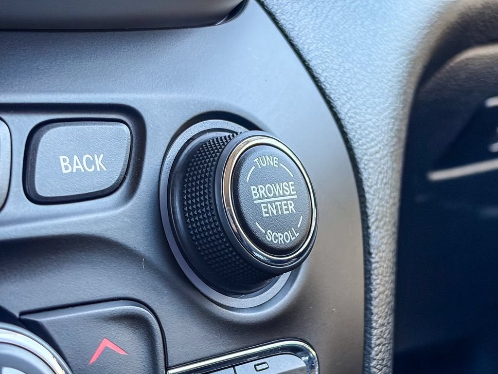 2016 Jeep Cherokee Overland