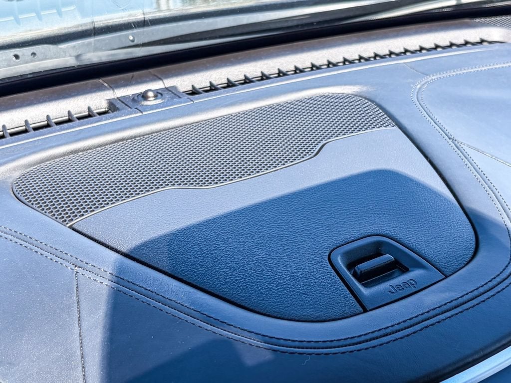 2016 Jeep Cherokee Overland