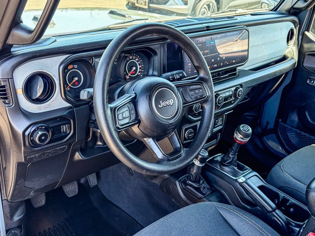 2025 Jeep Wrangler Sport