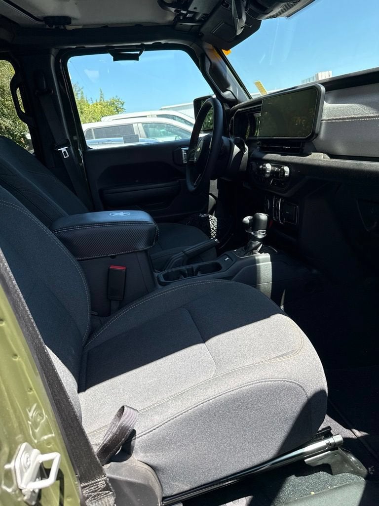 2024 Jeep Wrangler 4-Door Sport S 4x4