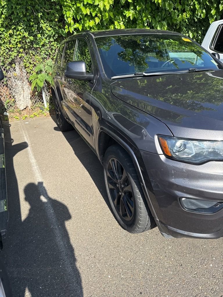 2017 Jeep Grand Cherokee Altitude