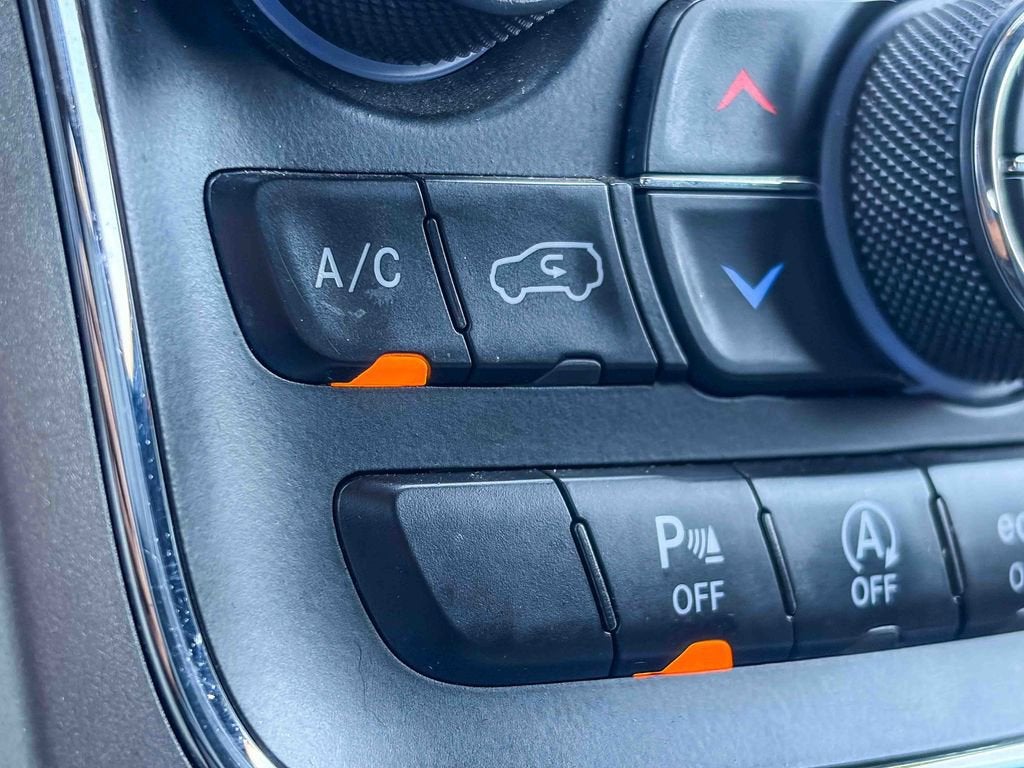 2017 Jeep Grand Cherokee Altitude