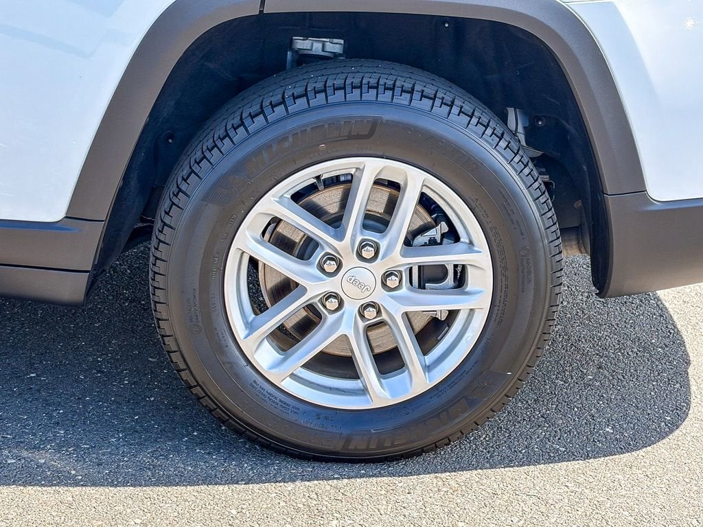 2021 Jeep Grand Cherokee L Laredo