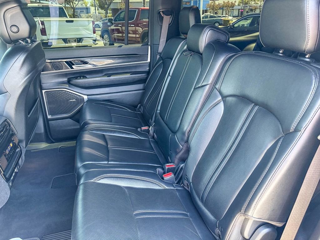 2023 Jeep Wagoneer Series I 4x4