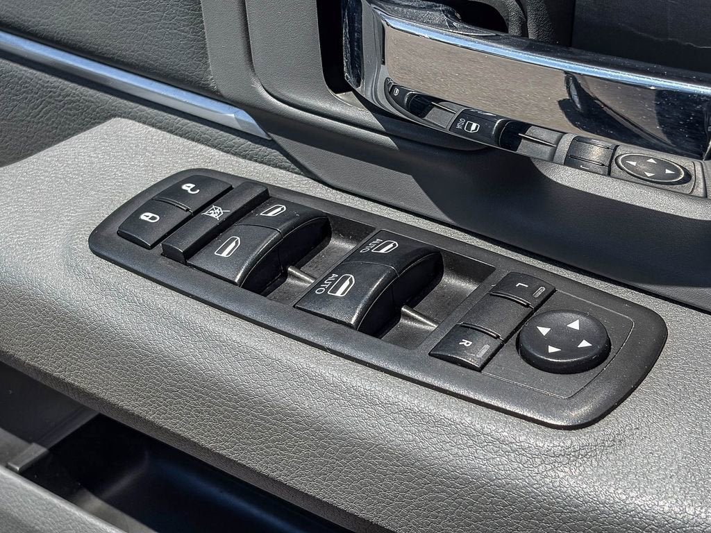 2019 RAM 1500 Classic SLT
