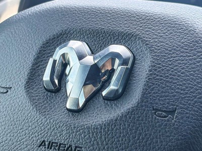 2023 RAM 1500 Big Horn Crew Cab 4x4 5'7" Box