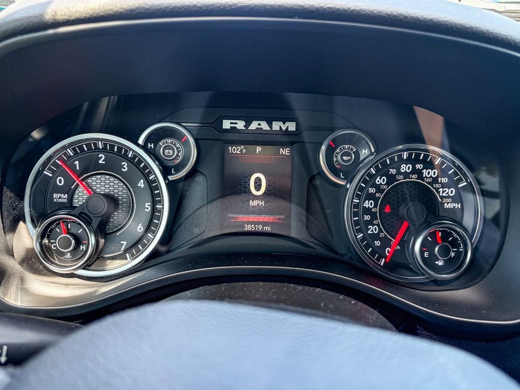 2023 RAM 1500 Big Horn Crew Cab 4x4 5'7" Box