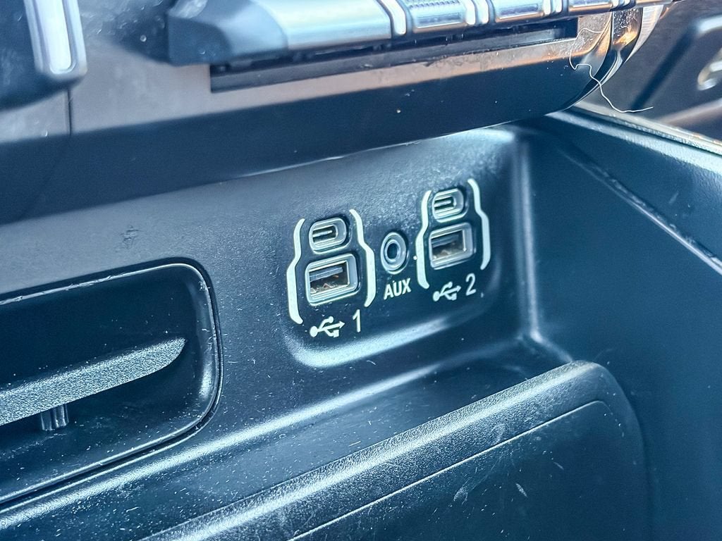 2020 RAM 1500 Laramie Longhorn Crew Cab 4x4 5'7" Box