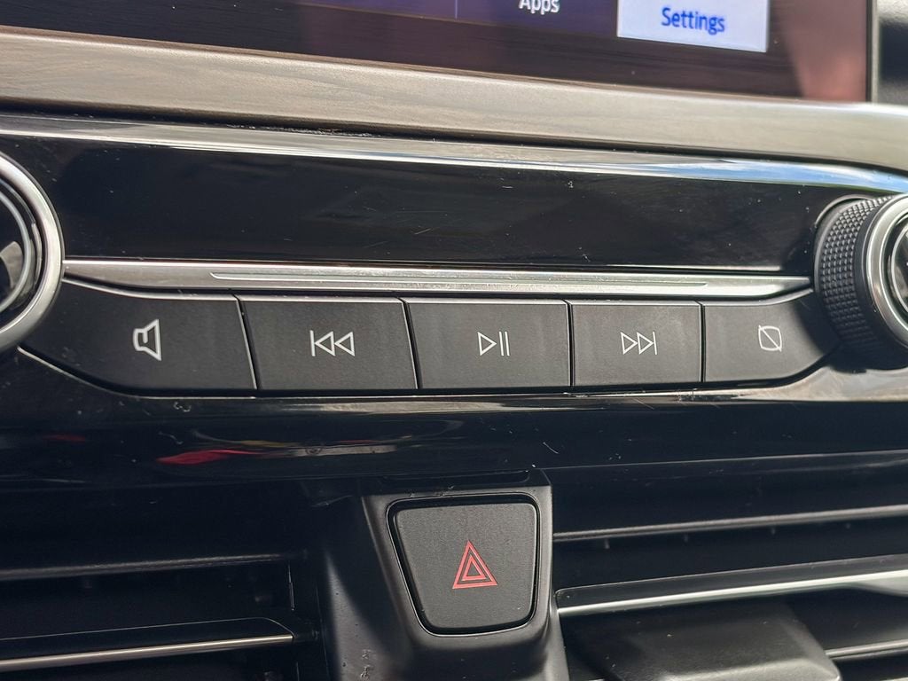 2020 Ford Escape Titanium Hybrid