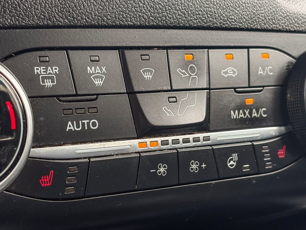 2020 Ford Escape Titanium Hybrid