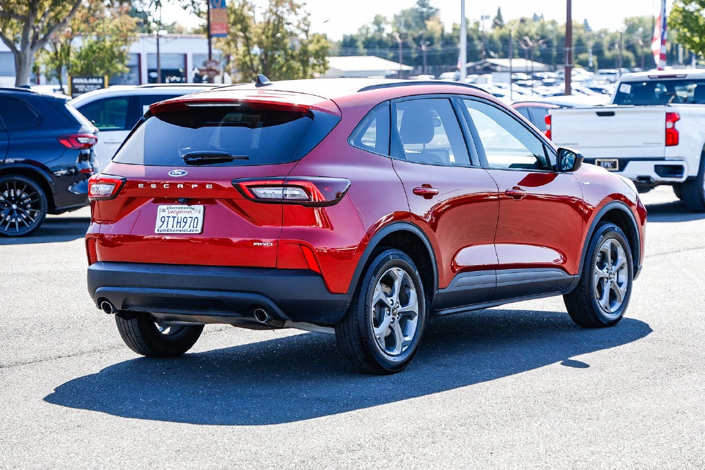 2025 Ford Escape ST-Line