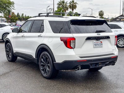 2022 Ford Explorer ST-Line