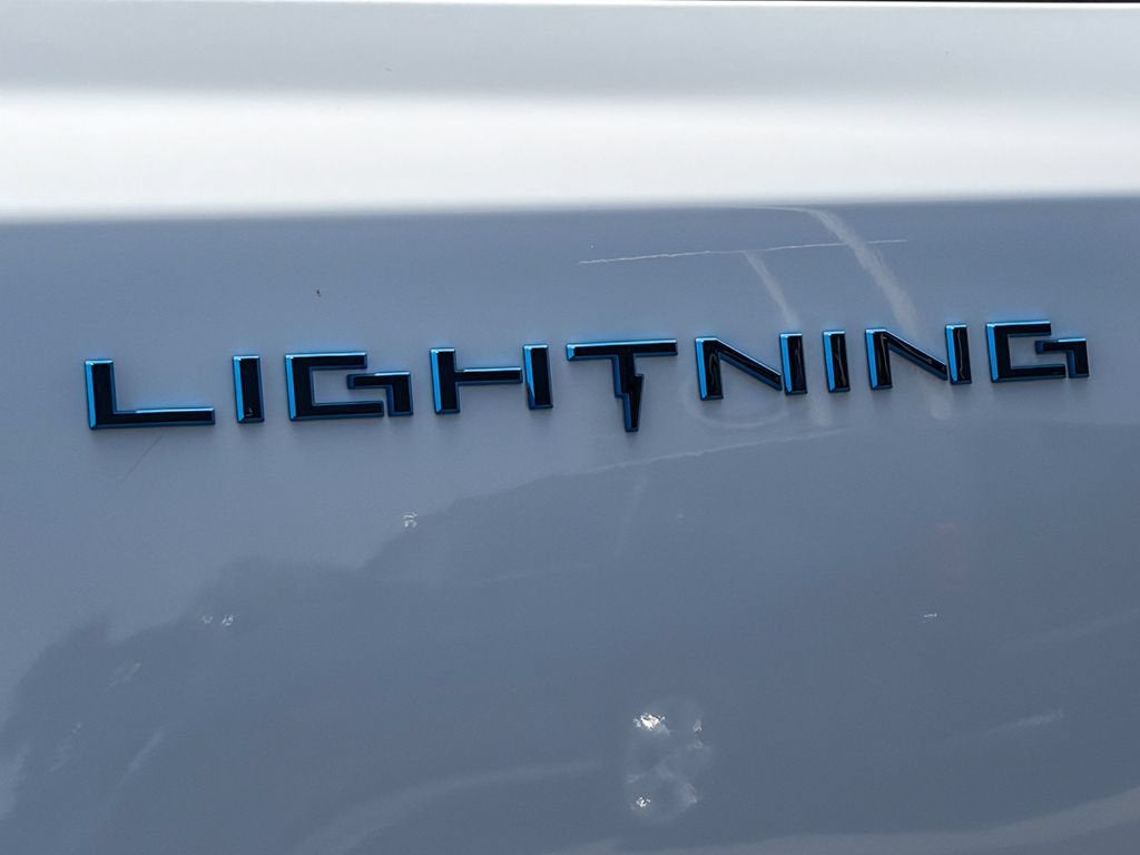 2024 Ford F-150 Lightning Flash