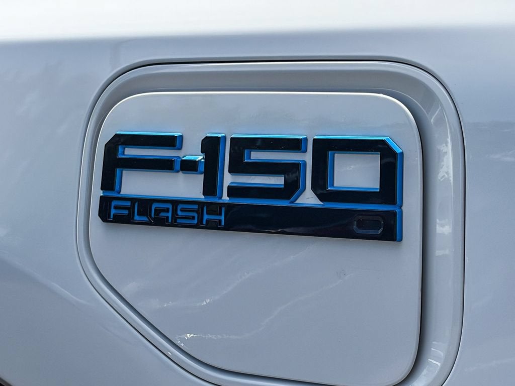 2024 Ford F-150 Lightning Flash
