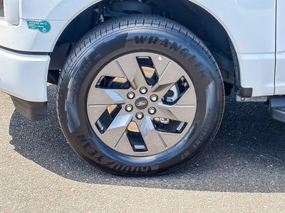 2024 Ford F-150 Lightning Flash