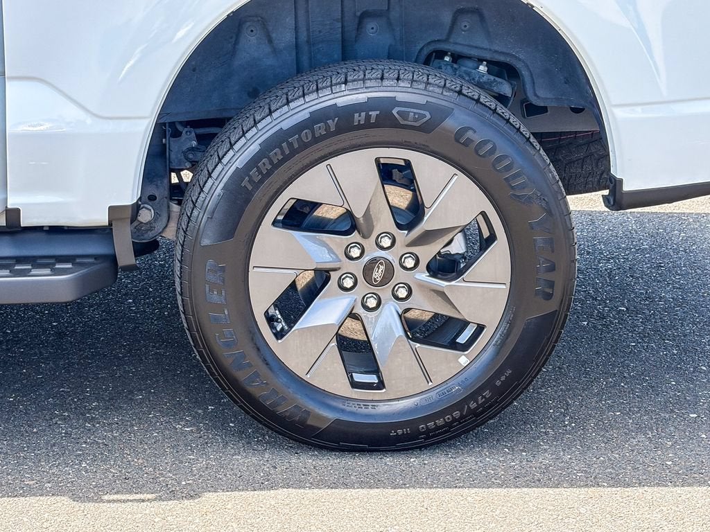 2024 Ford F-150 Lightning Flash