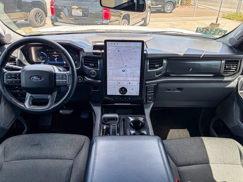 2024 Ford F-150 Lightning Flash