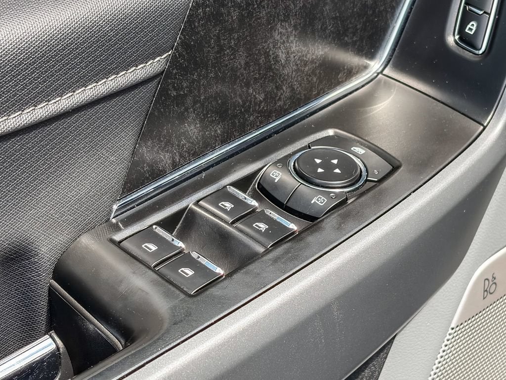 2024 Ford F-150 Lightning Flash