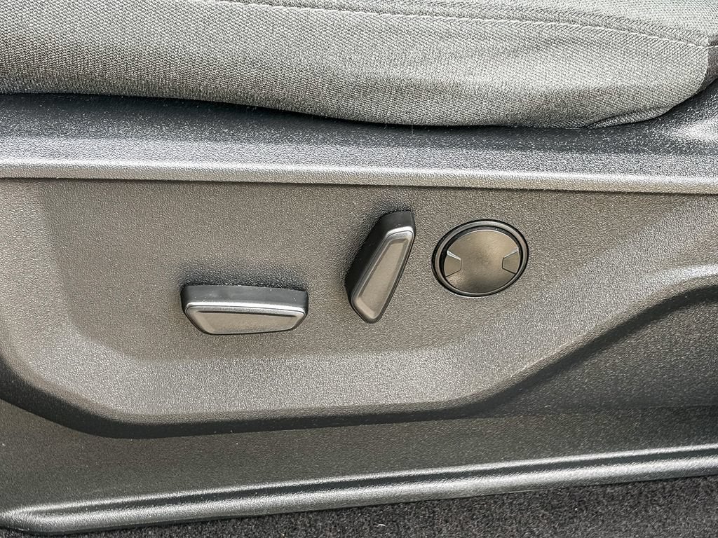2024 Ford F-150 Lightning Flash