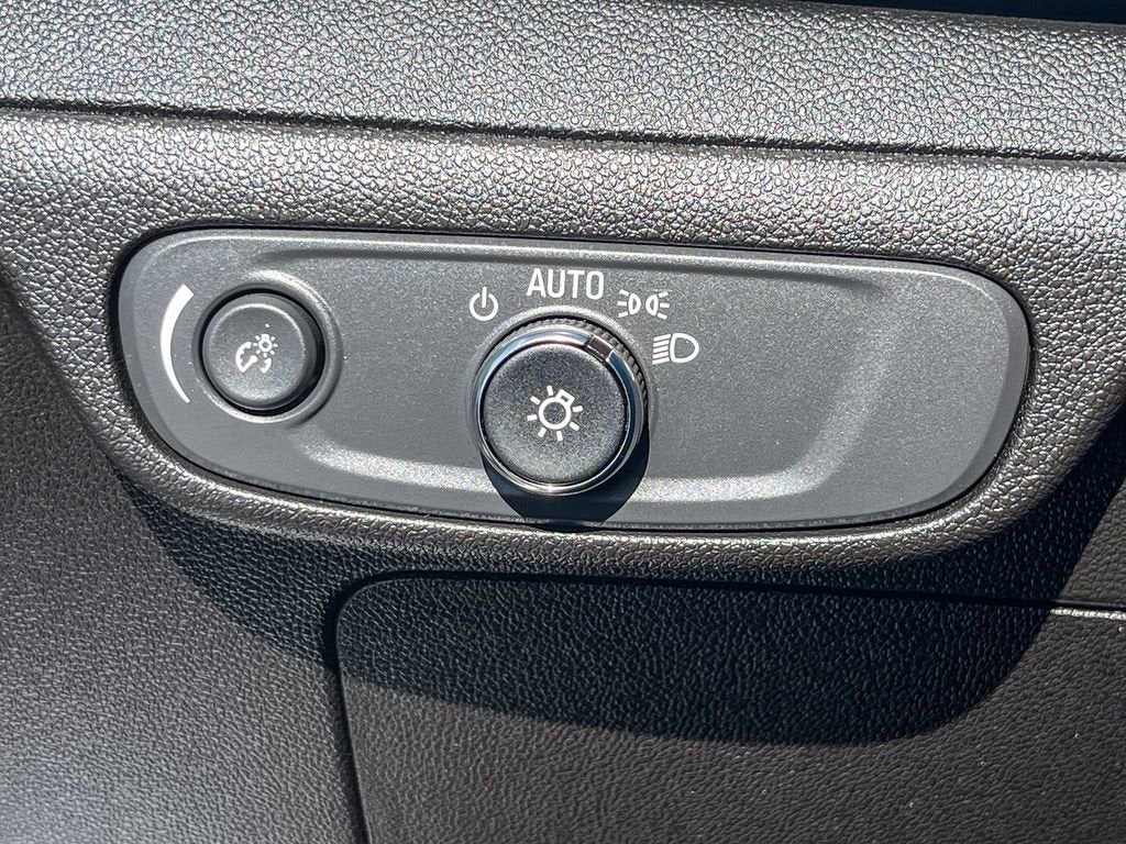 2023 Chevrolet Bolt EUV LT