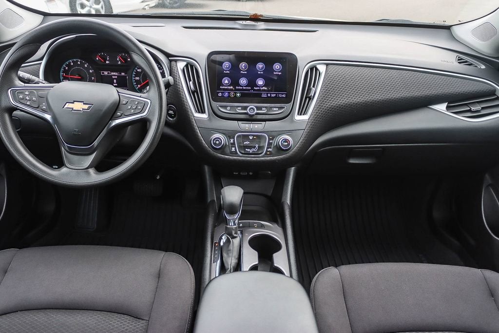 2025 Chevrolet Malibu LS