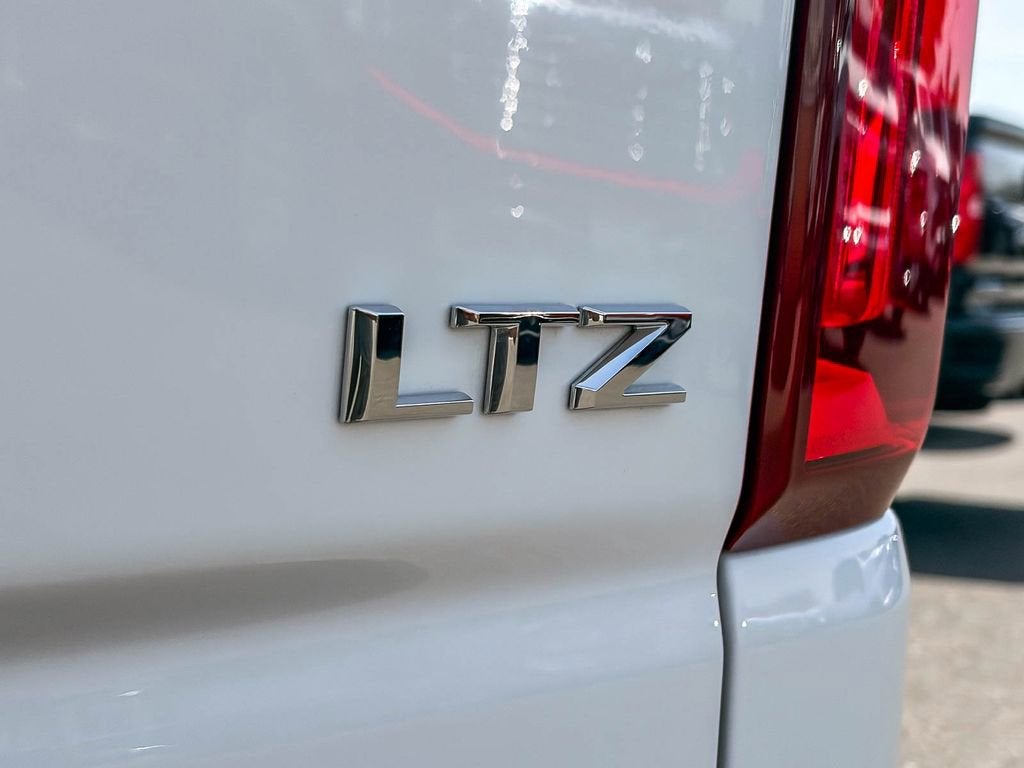 2025 Chevrolet Silverado 1500 LTZ