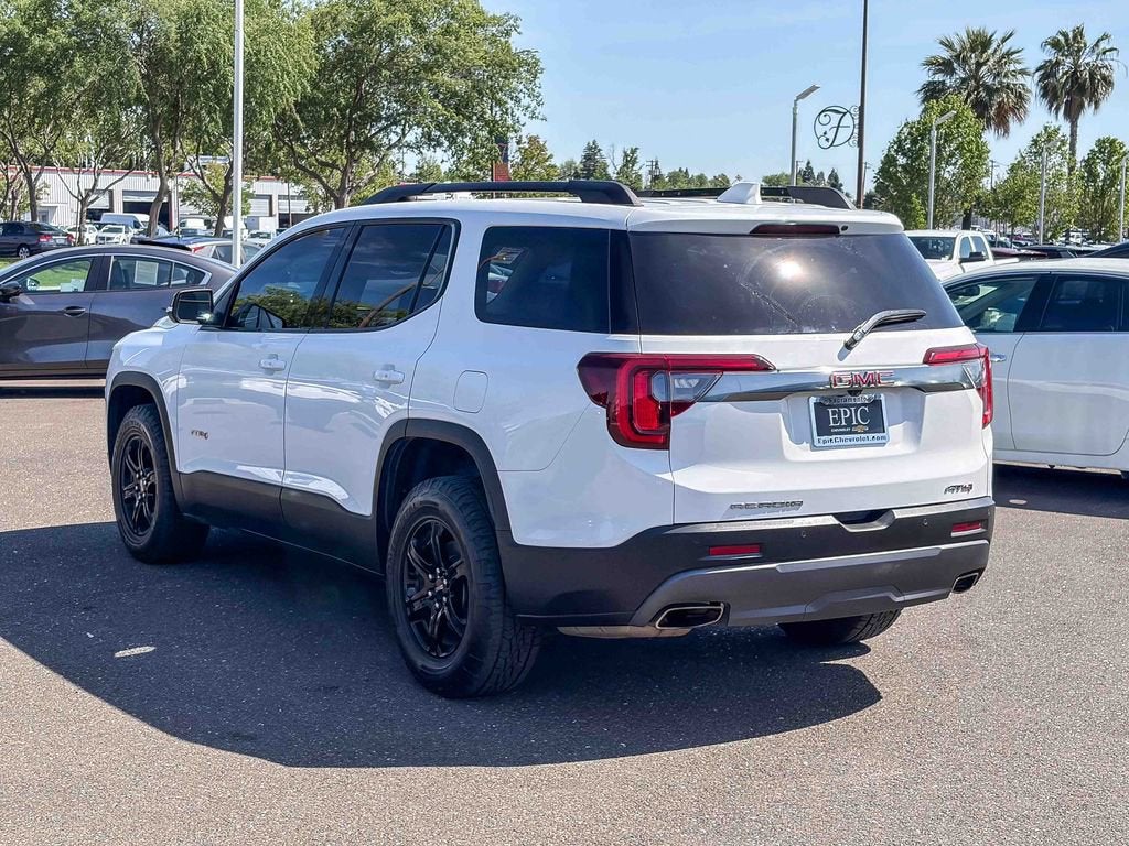 2021 GMC Acadia AT4