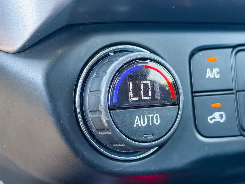 2021 GMC Acadia AT4