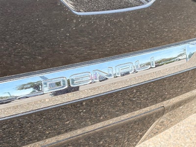 2020 GMC Acadia Denali