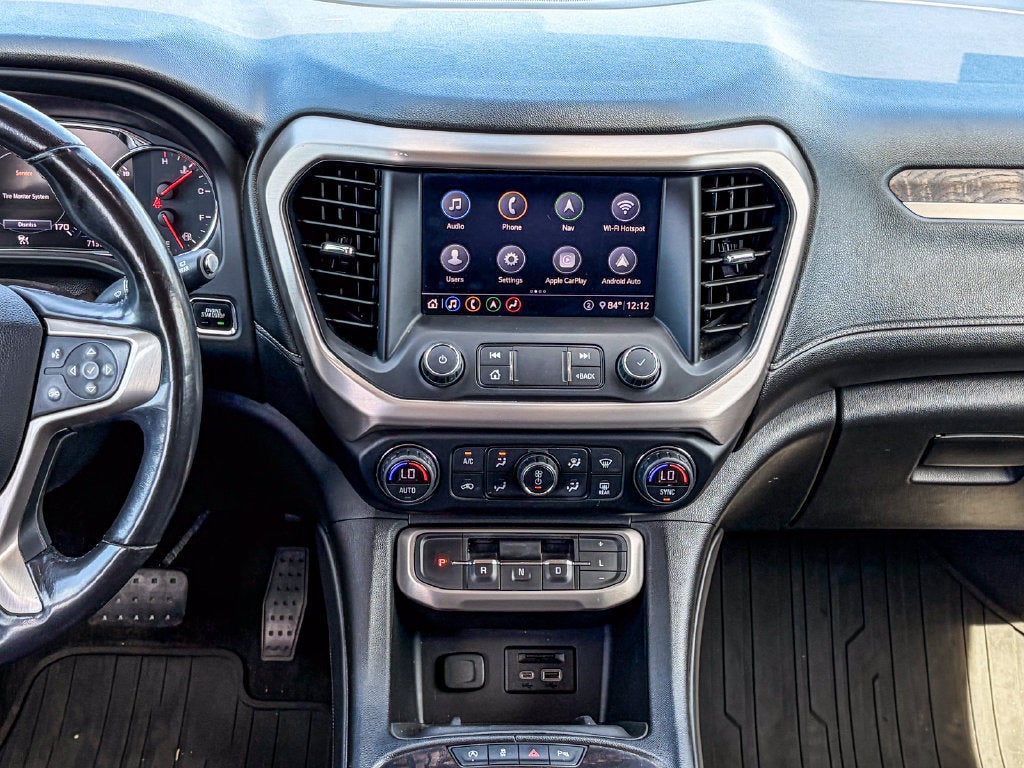 2020 GMC Acadia Denali