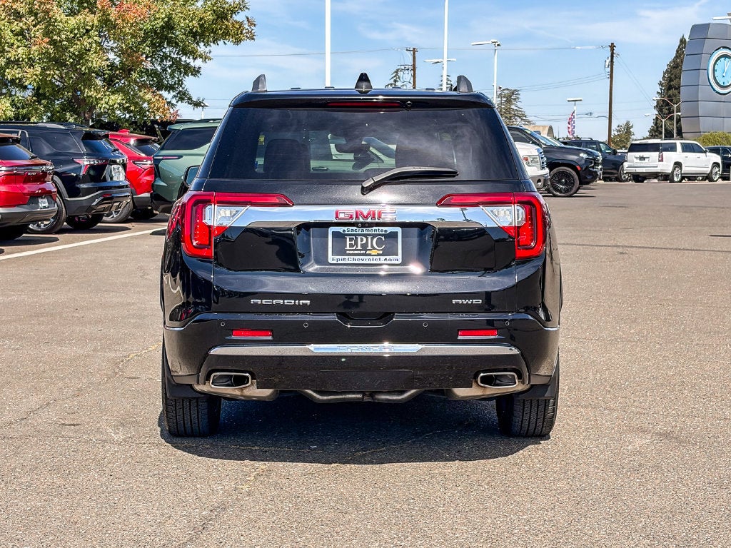 2020 GMC Acadia Denali